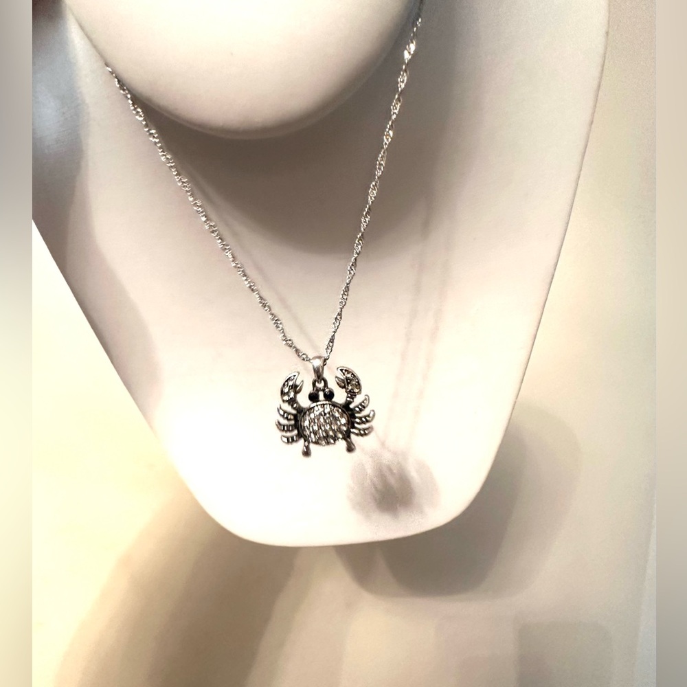 Crystal Crab Fun Sea Creature Necklace, Also Zodiac June22-July 22 Unisex UniAge